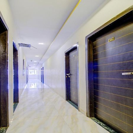 Oyo 76486 Silver Moon Mumbai Luaran gambar