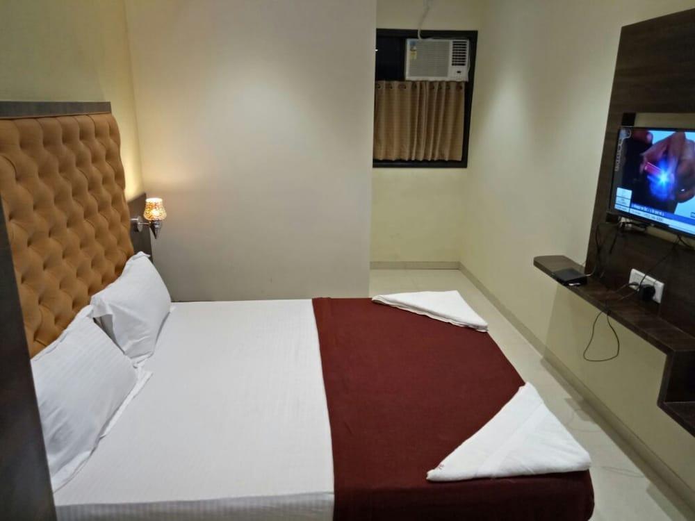 Oyo 76486 Silver Moon Mumbai Luaran gambar