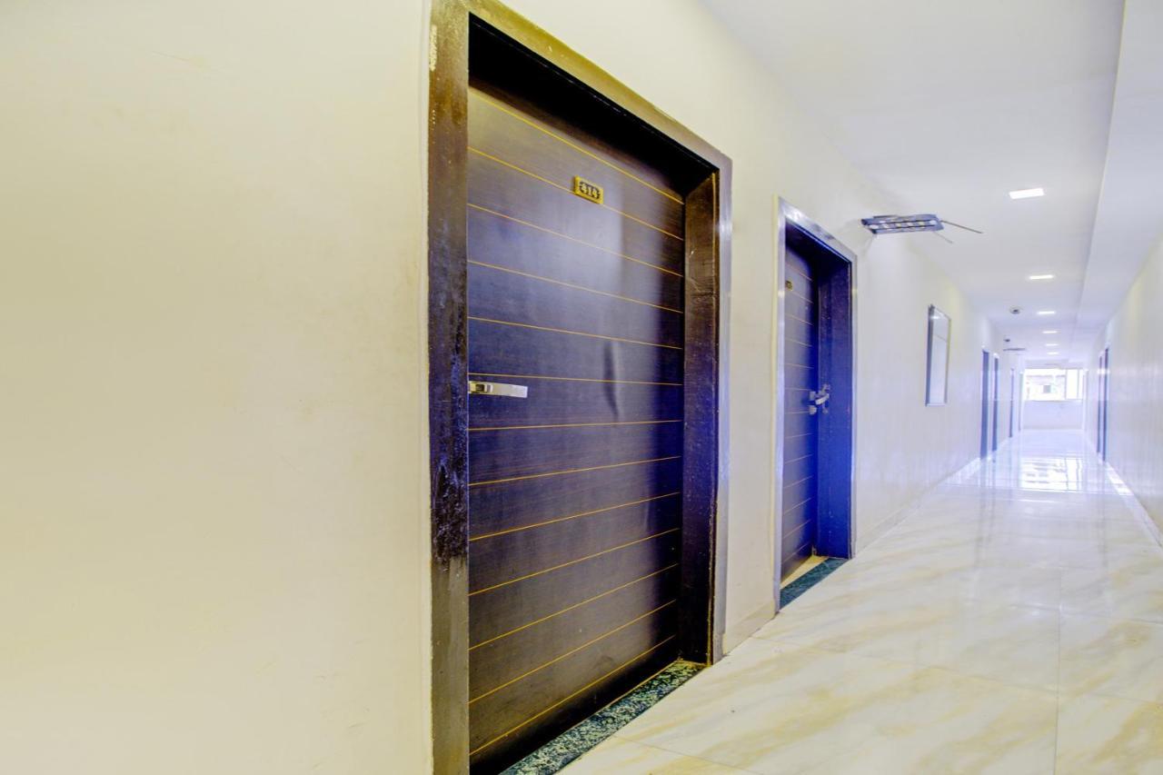 Oyo 76486 Silver Moon Mumbai Luaran gambar